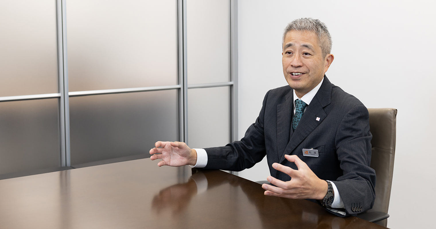 社長インタビュー中の様子